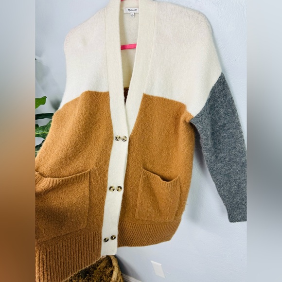 Madewell Allston Double-Button Cardigan Sweater in Colorblock - Picture 9 of 9